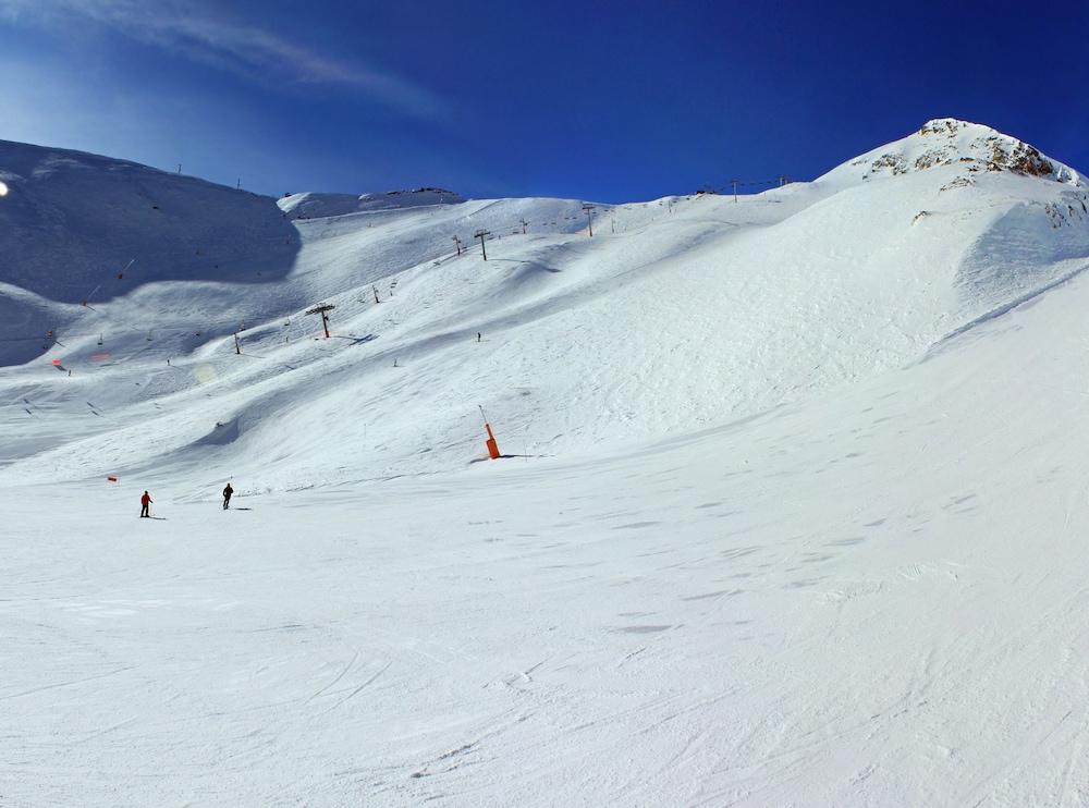Yomo Patagonia Ξενοδοχείο Arinsal Εξωτερικό φωτογραφία