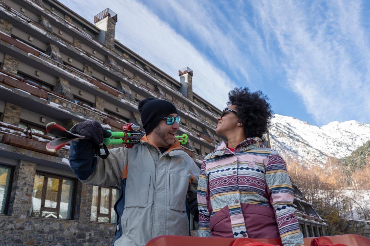 Yomo Patagonia Ξενοδοχείο Arinsal Εξωτερικό φωτογραφία